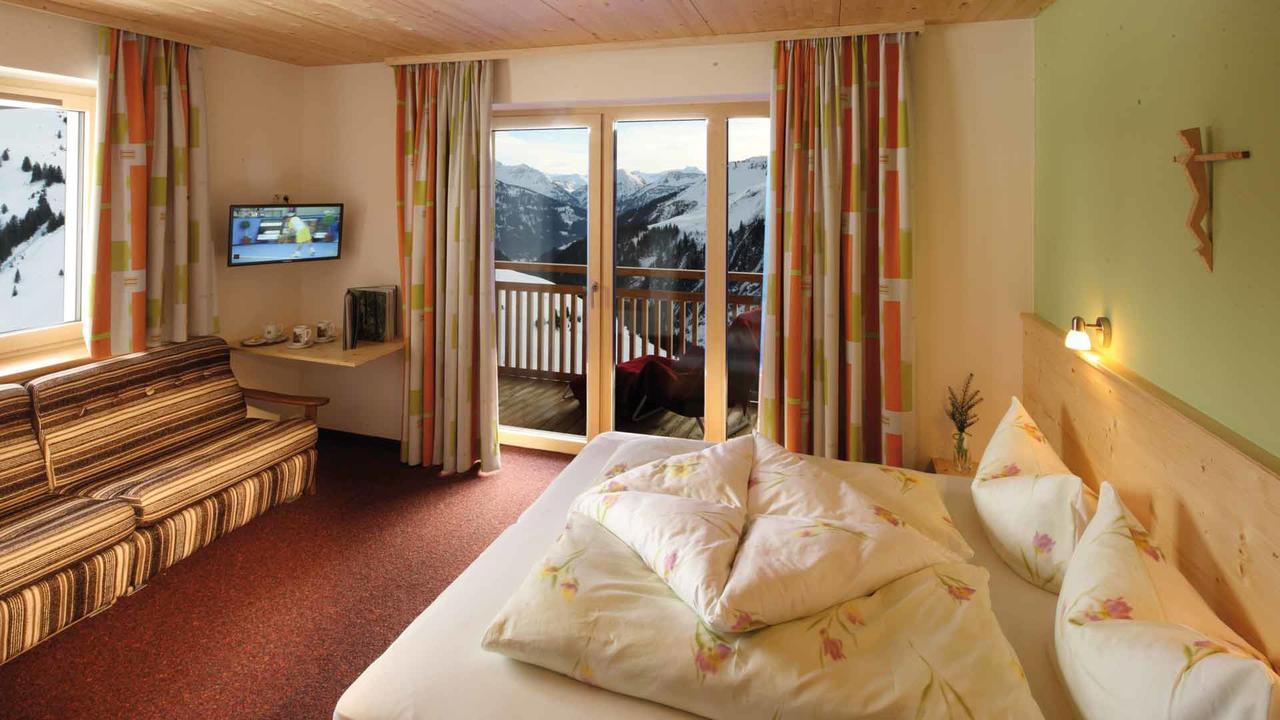 Hotel Jaegerstueble ดามุลส์ ภายนอก รูปภาพ